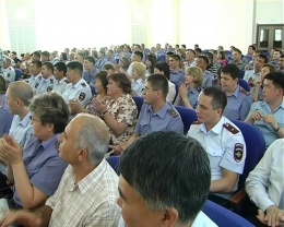 Ветеранам МВД вручили сертификаты на жилье