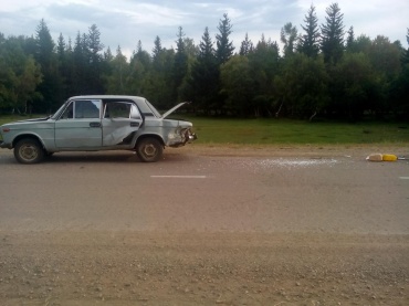 В Бурятии водитель "Тойоты" врезался в ВАЗ и сбил мужчину