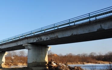 В Бурятии обрушился мост под тяжестью 20-тонного тягача