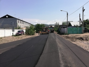 В Улан-Удэ ремонтируют дорогу к станции Дивизионной 