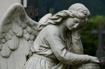 В Бурятии установили запрет на массовое посещение кладбищ