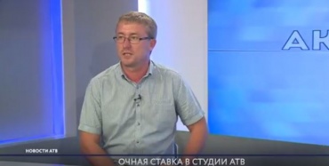 Дмитрия Плюснина вынудили пообщаться с обманутой дольщицей в студии АТВ