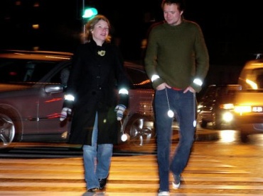Пешеходов Бурятии обяжут носить светоотражающие элементы на одежде