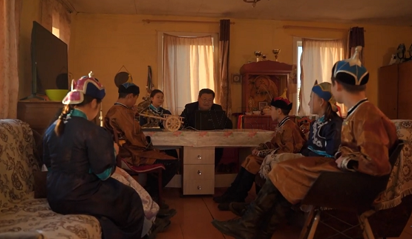 Куриная слепота. Необычная история многодетной семьи из Улан-Удэ