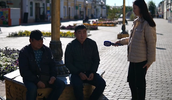 В Улан-Удэ актеры учат детей бурятскому языку