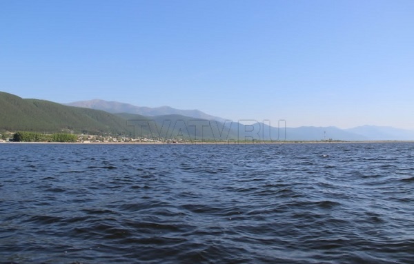 Четверо пловцов переплыли Байкал