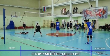 Иволгинский район взял кубок на турнире по волейболу в Бурятии