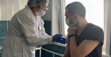 Треть сотрудников Улан-Удэнского авиационного завода вакцинировались от Covid-19