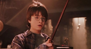 Волшебные палочки "Гарри Поттера" заменили на пистолеты