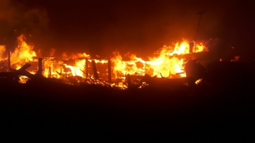 В Бурятии две семьи остались без крова после крупного пожара
