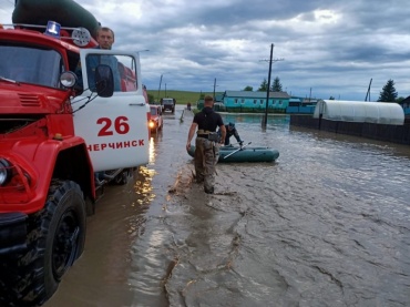 В Забайкалье из-за сильных дождей затопило село