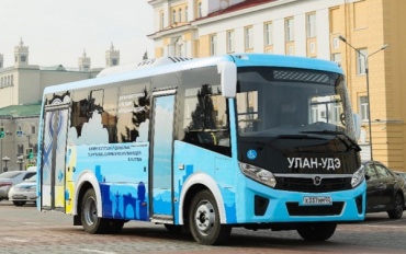 Автобусы с цитатами Путина приехали в Улан-Удэ