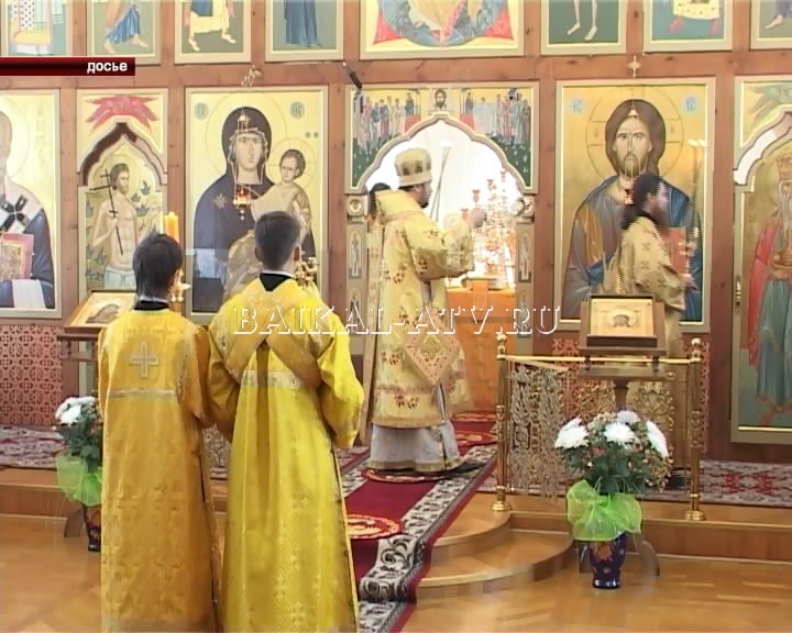 Православные верующие сегодня отмечают Яблочный Спас