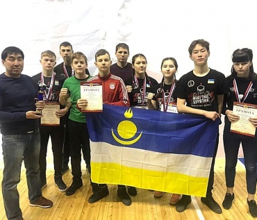 Бурятские тайбоксёры завоевали 11 медалей на чемпионате Сибири