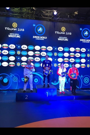Спортсменка из Бурятии завоевала серебро Первенства мира среди юниоров по борьбе