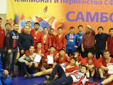 Бурятские самбисты завоевали 13 медалей на чемпионате СФО