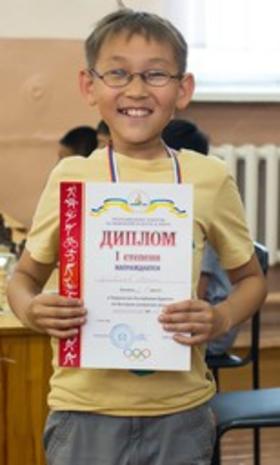 Юный шахматист из Улан-Удэ принес победу сборной России на фестивале стран СНГ