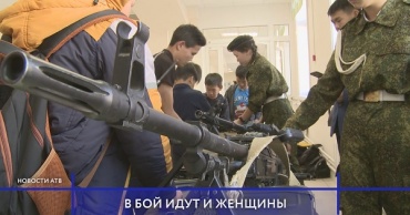 Дорогу женскому полу! В Улан-Удэ школьницы хотят стать военными