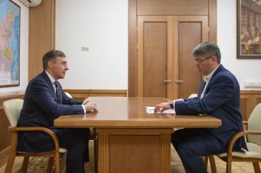 Глава Бурятии встретился с министром науки и высшего образования России