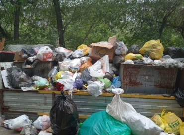 В Улан-Удэ будут следить за жалобами в соцсетях на вывоз мусора
