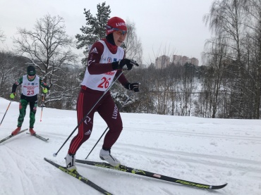 Алиса Жамбалова выиграла индивидуальную гонку на Красногорской лыжне