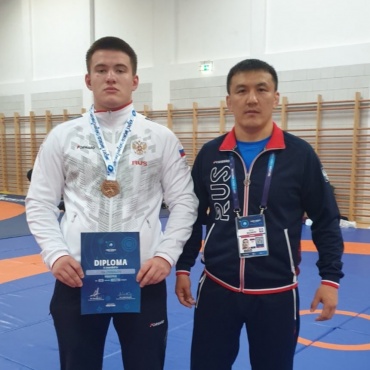 Спортсмен из Бурятии стал бронзовым призером Первенства мира по вольной борьбе
