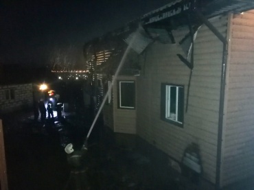 В Улан-Удэ горел двухэтажный частный дом