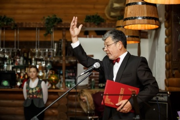 В Улан-Удэ открылась литературно-музыкальная гостиная "Звениудинска"