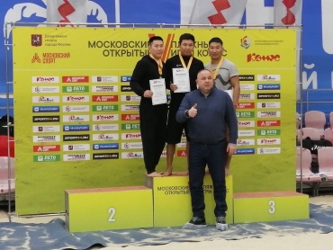 Спортсмены из Бурятии завоевали 6 медалей Чемпионата России по пляжной борьбе
