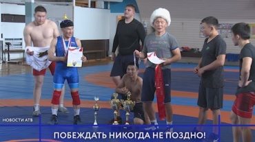 Борцы-ветераны из Бурятии завоевали медали чемпионата России
