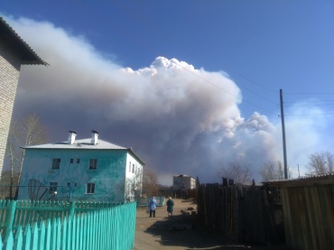 Крупный лесной пожар из Забайкалья перекинулся на земли Бурятии