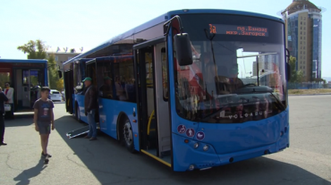 Тест-драйв с главой Бурятии. Автопарк Улан-Удэ пополнился новыми автобусами