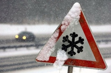 В Бурятии из-за снега ограничили движение на трассах