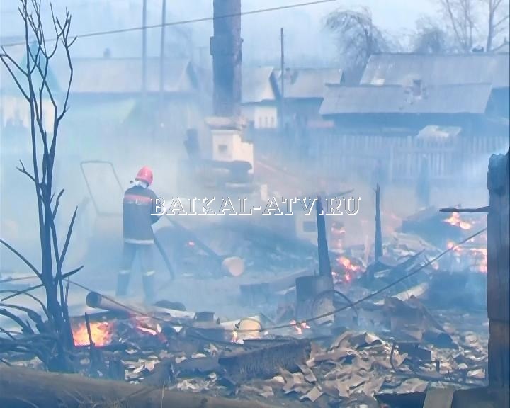 В Ростове-на-Дону пожар уничтожил свыше 100 домов