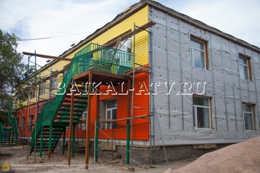  Александр Голков проверил как проходит ремонт детских садов в Улан-Удэ