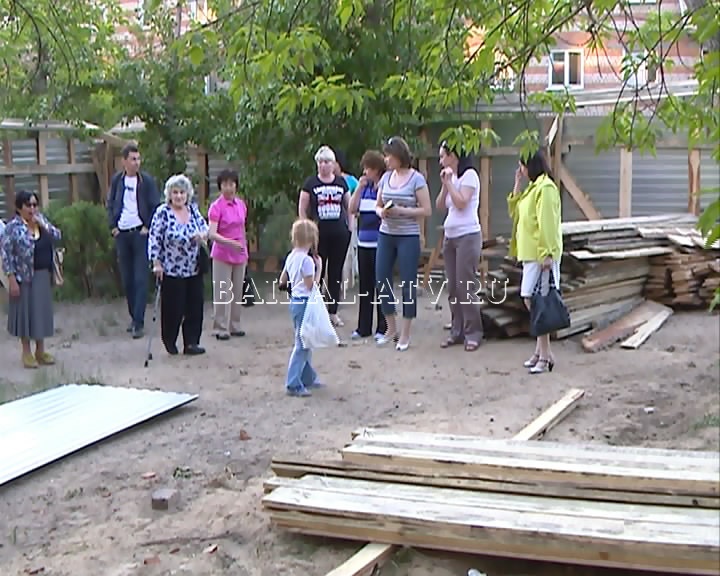 Строительство на Гагарина, 13 временно приостановлено