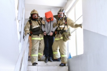 В Улан-Удэ на пожаре спасли 6 человек
