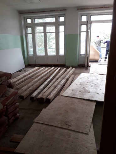 В Улан-Удэ приступили к ремонту школы № 24