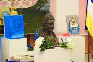 В Улан-Удэ показали воссозданный бюст императрицы Екатерины II