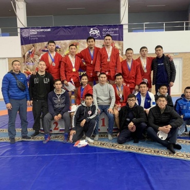 Бурятские самбисты завоевали 10 медалей всероссийского соревнования