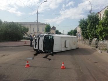 В центре Улан-Удэ столкнулись два автобуса с пассажирами
