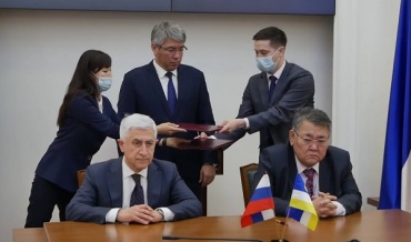 Диплом престижного вуза в Улан-Удэ. Ректоры ВСГУТУ и МАИ подписали договор о сотрудничестве