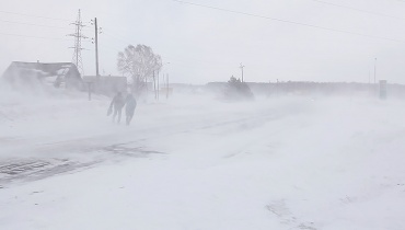 В Бурятии передали штормовое предупреждение: метели и сильные снегопады идут в республику