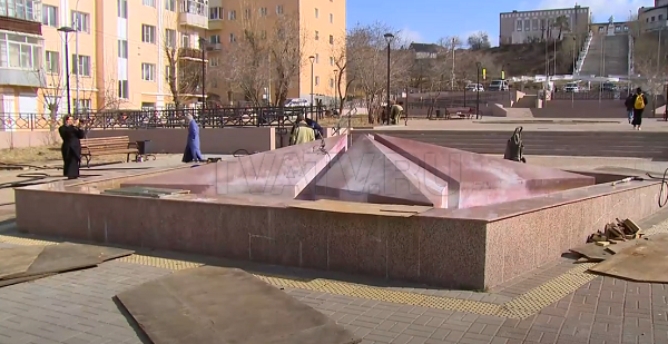 В Улан-Удэ готовятся к запуску фонтанов
