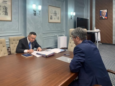 Алексей Цыденов встретился с главой Минстроя России
