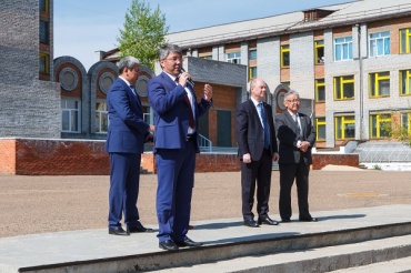 Улан-удэнской школе присвоят имя Алдара Цыденжапова