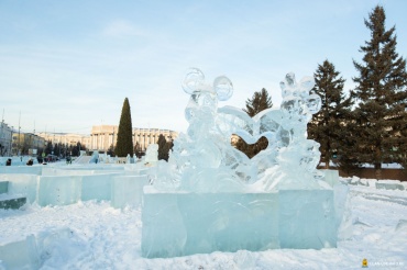 Мэрия Улан-Удэ озаботилась ледяным городком на площади Советов