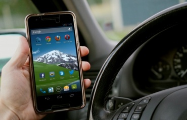 В Бурятии 90% водителей пользуются телефоном за рулем