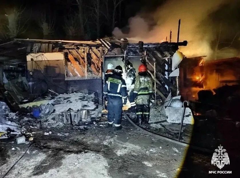 В Улан‑Удэ при пожаре пострадал мужчина В Улан‑Удэ при пожаре пострадал мужчина