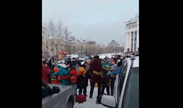 Главное за день: подпольные вечеринки в Улан-Удэ, страшные аварии и Ирина Аллегрова